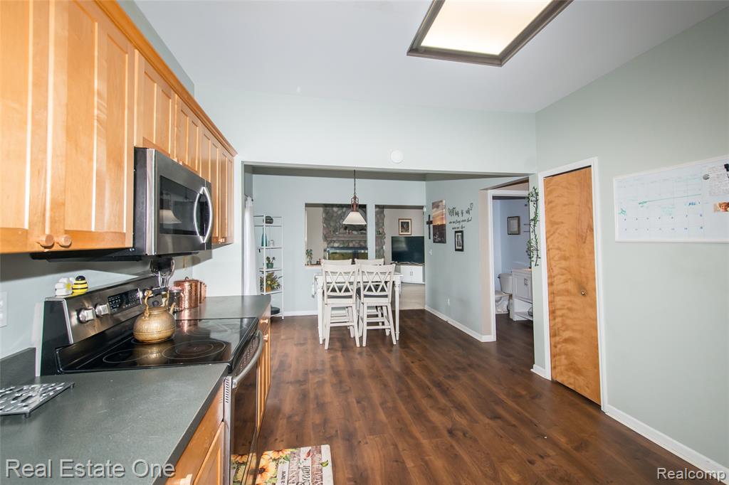 145 S Stockbridge Road, Webberville, MI 48892 — Photo 5