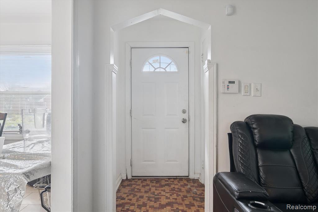 5252 Lodewyck Street, Detroit, MI 48224 — Photo 7