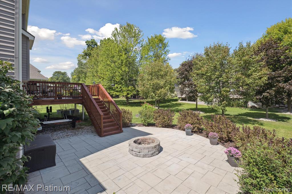 8189 Lee Road, Brighton, MI 48116 — Photo 2