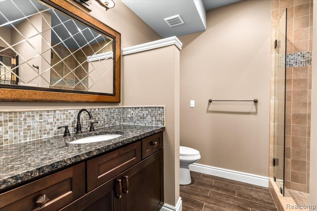 10744 WATERFALL Court, 19, South Lyon, MI 48178 — Photo 31