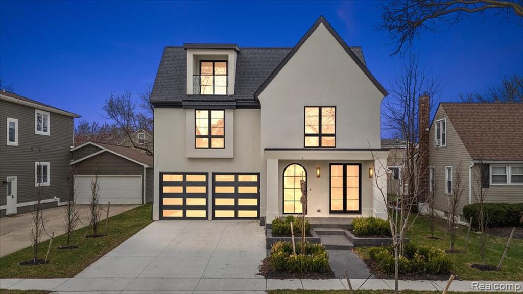 904 SE Plymouth Avenue, Grand Rapids, MI, 49506