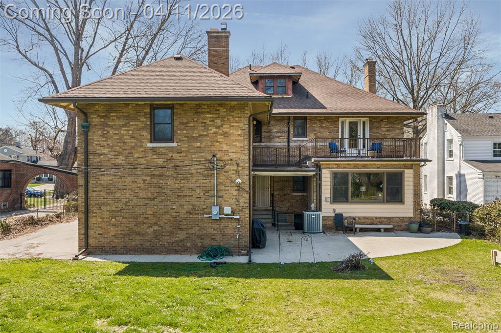 630 Lakepointe Street, Grosse Pointe, MI 48230 — Photo 24