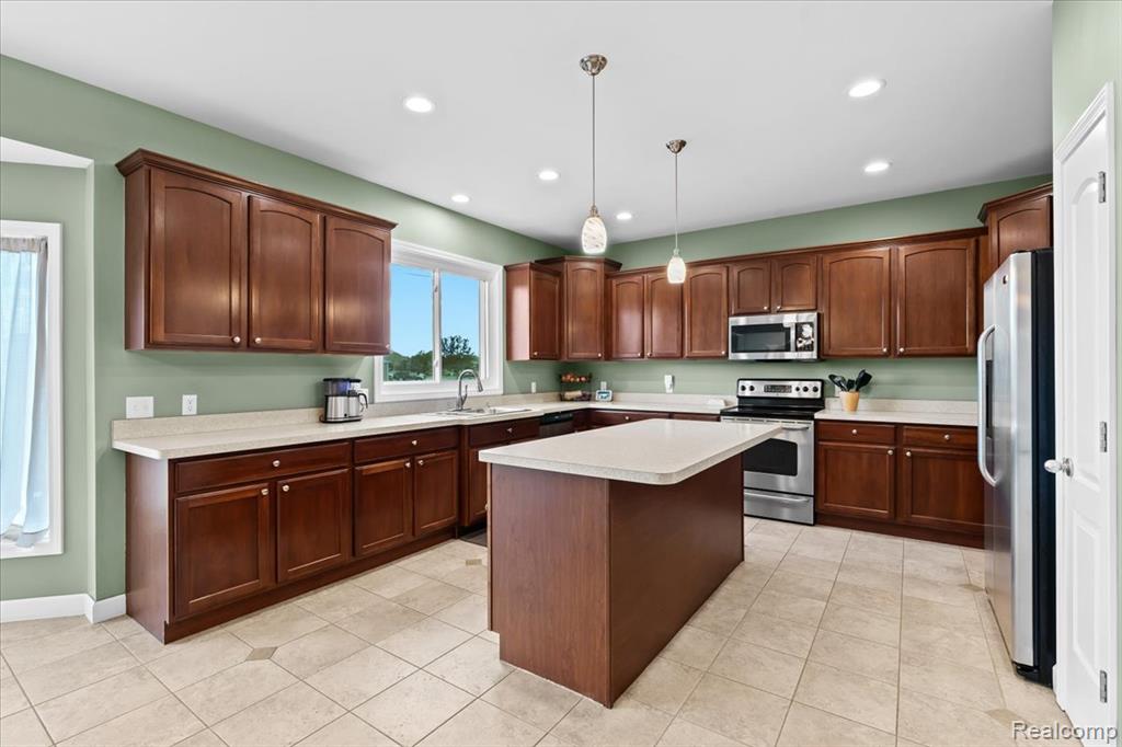 51412 Mauro Lane, Macomb, MI 48042 — Photo 13