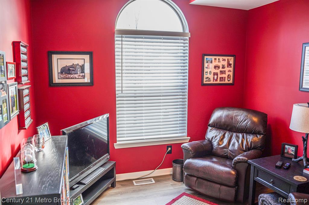 5424 Pintail Court, Burton, MI 48509 — Photo 12