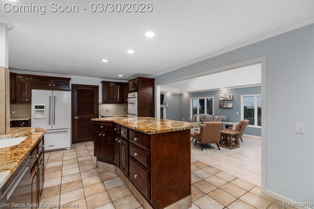 32830 JEFFERSON Avenue, Saint Clair Shores, MI 48082 — Photo 9