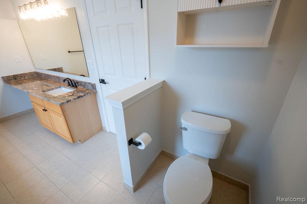 23869 McCort Drive, Flat Rock, MI 48134 — Photo 38