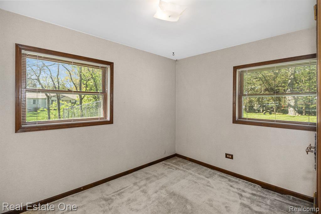 4001 N DUCK LAKE Road, Highland, MI 48356 — Photo 11