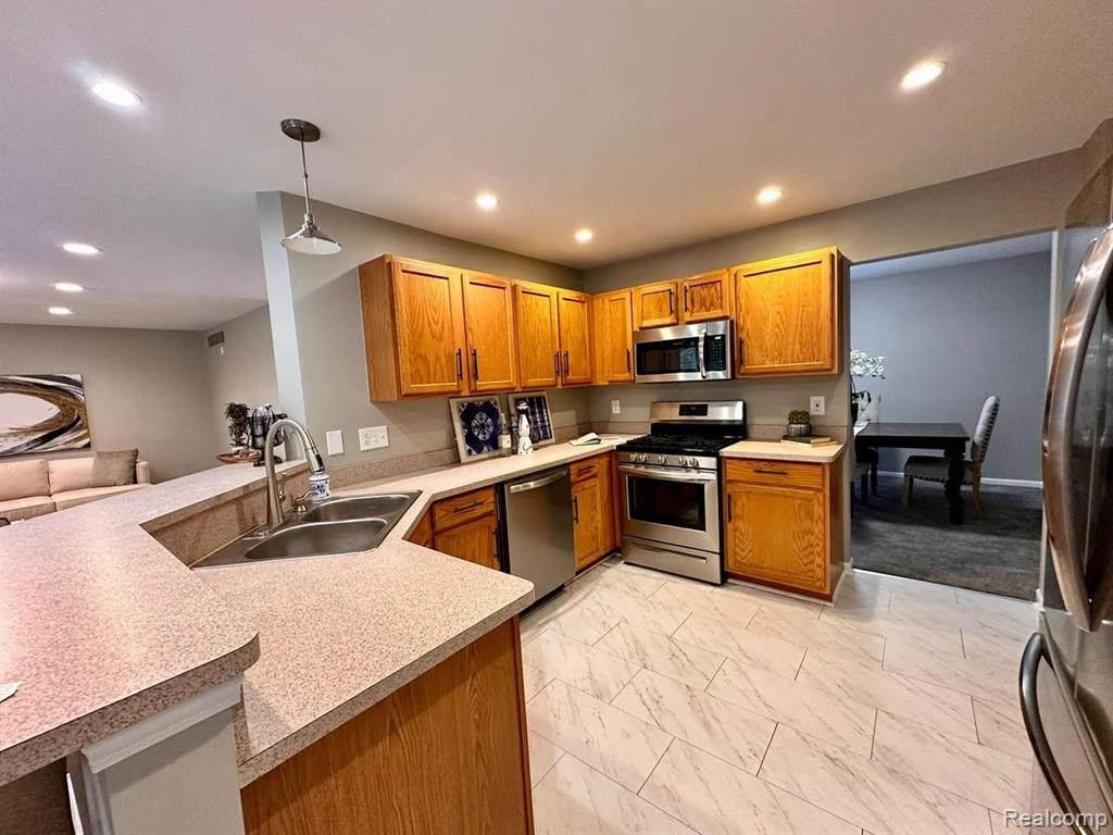 8676 W WALDEN Drive, Van Buren, MI 48111 — Photo 29
