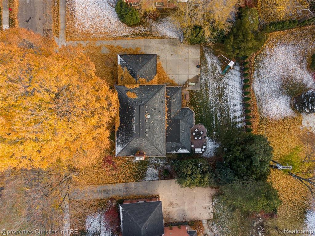 2579 Amberly Road, Bloomfield, MI 48301 — Photo 65