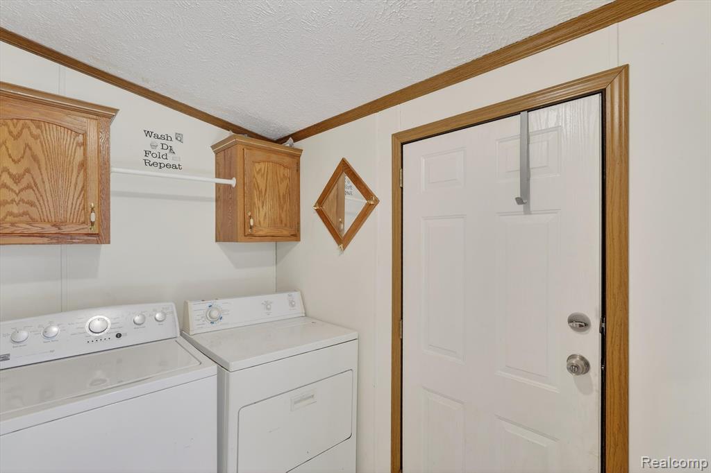 3612 Hawthorne St, Clarkston, MI 48348 — Photo 28