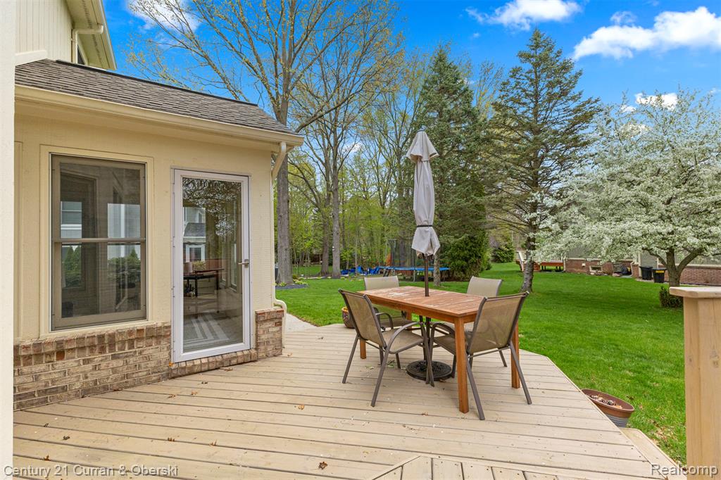 1424 Woodbridge Lane, Wixom, MI 48393 — Photo 71