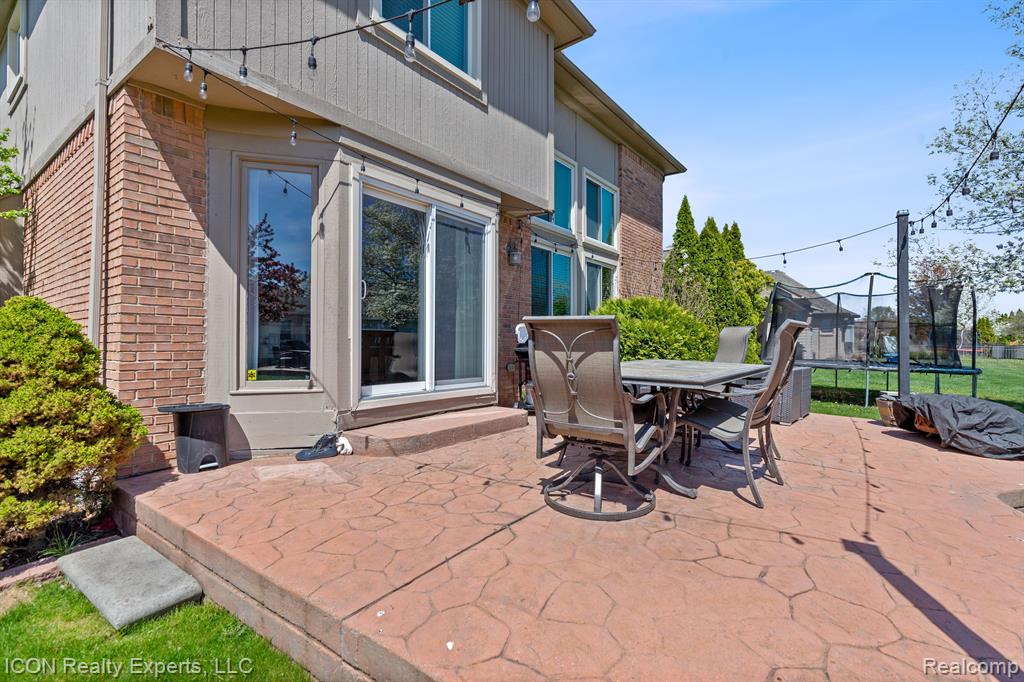 51874 EMIL Drive, Macomb, MI 48042 — Photo 40