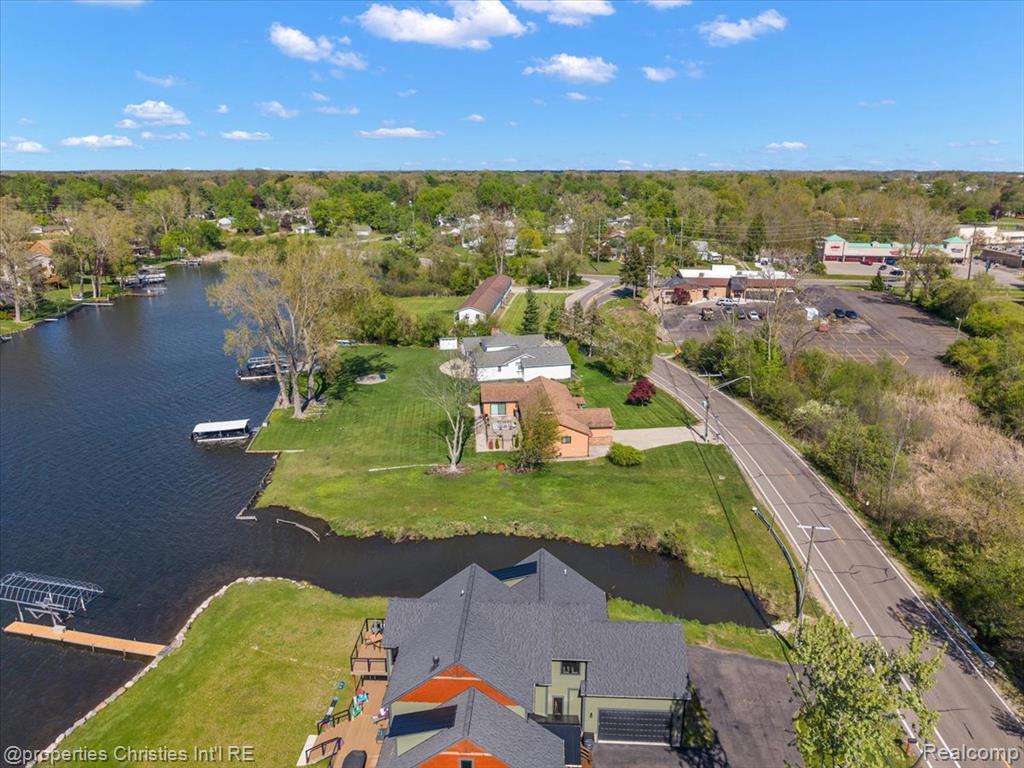 188 Wolverine Drive, Wolverine Lake, MI 48390 — Photo 8