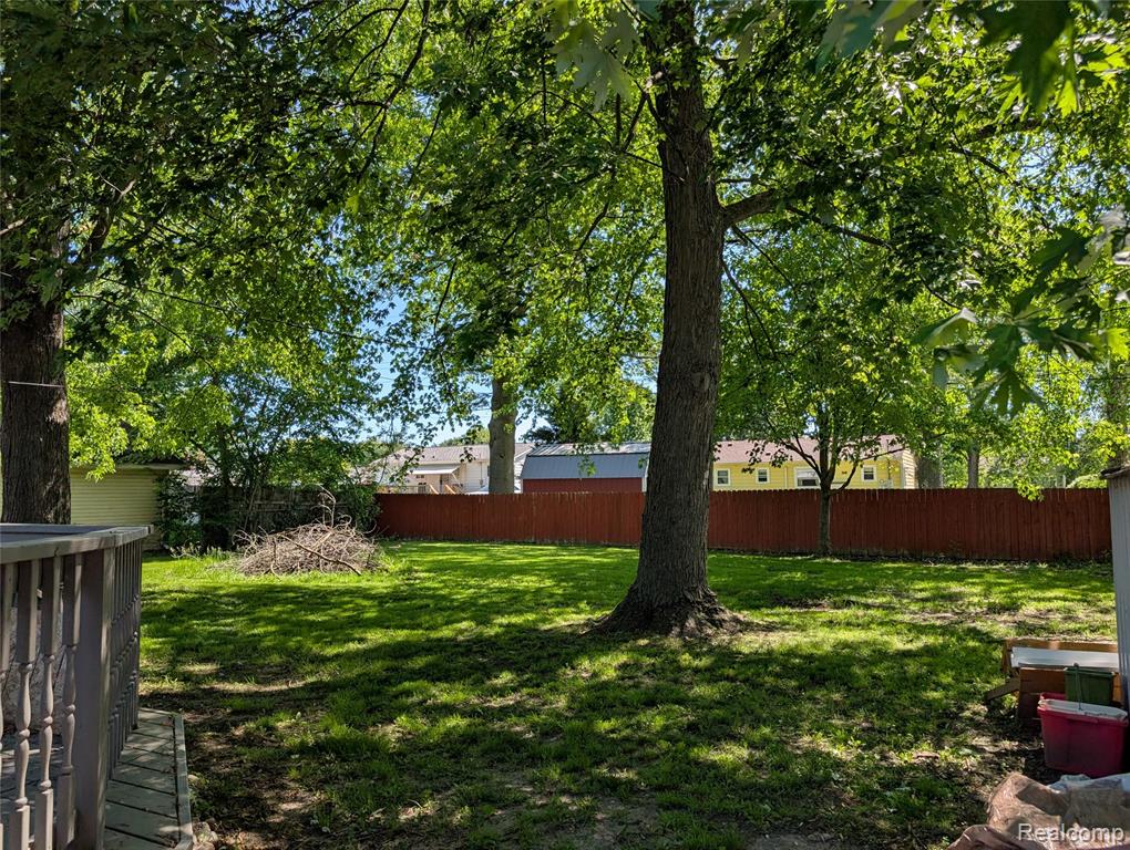 26241 Weigel Road, New Boston, MI 48164 — Photo 5