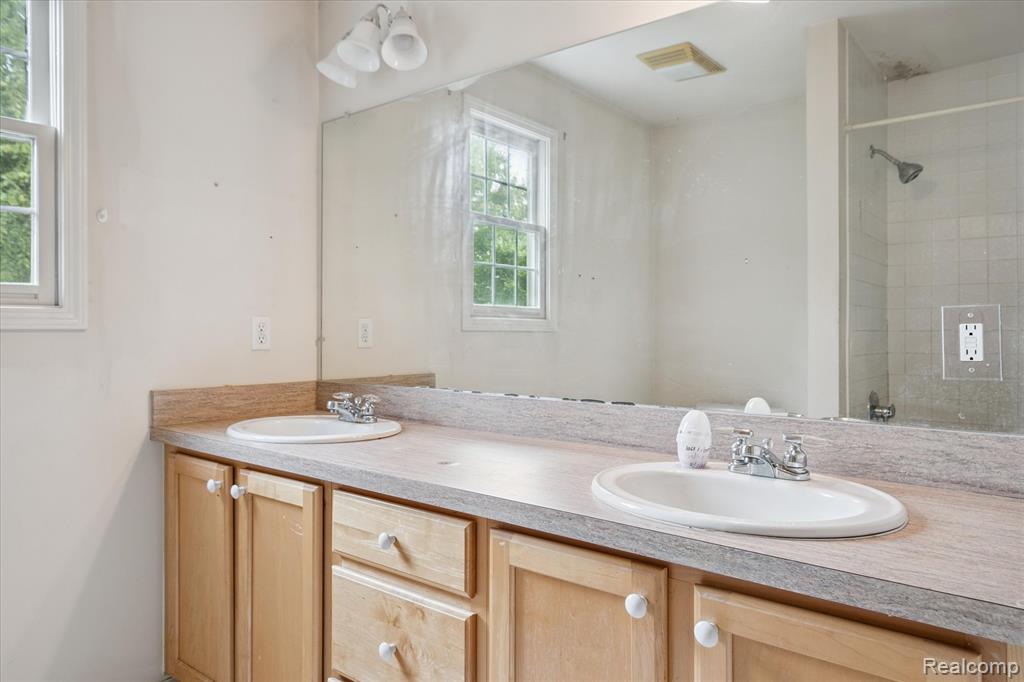 1068 Arboretum Court, Saline, MI 48176 — Photo 41