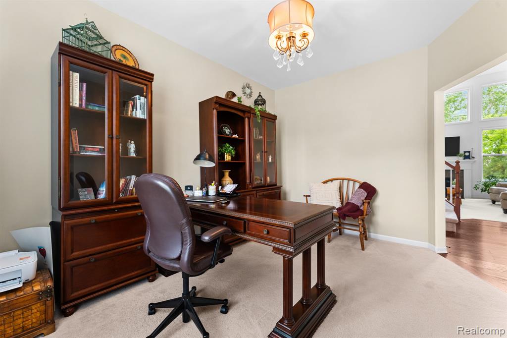 613 Olivia Drive, Milford, MI 48381 — Photo 10