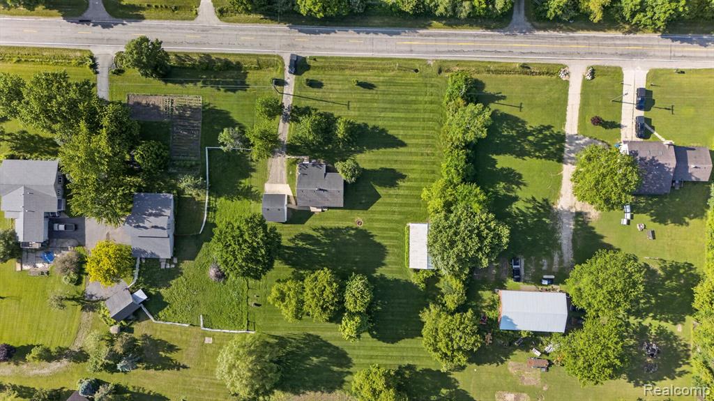 7077 Frances Road, Flushing, MI 48433 — Photo 47