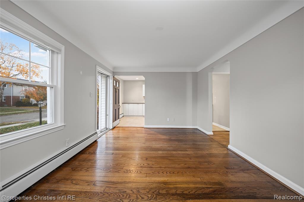 715 N Blair Avenue, Royal Oak, MI 48067 — Photo 17