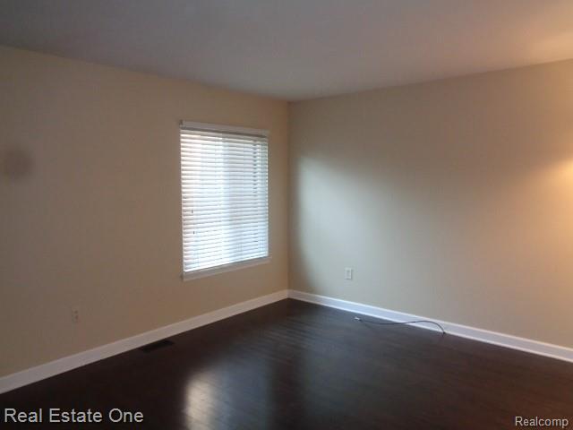 26537 Summerdale Drive, Southfield, MI 48033 — Photo 5