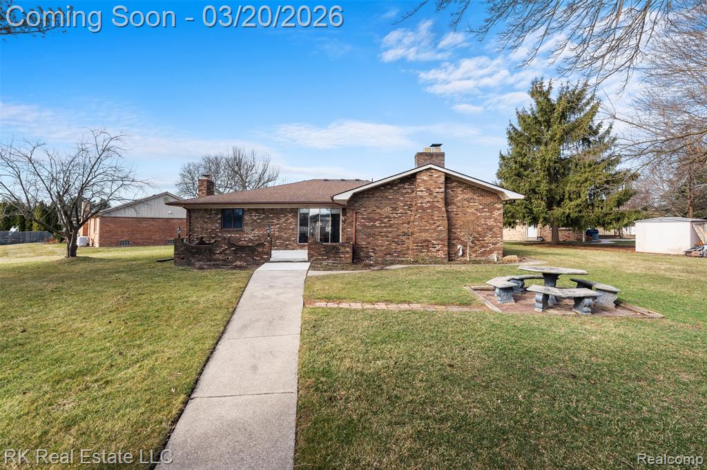 41319 Julie Court, Clinton Twp, MI 48038 — Photo 33