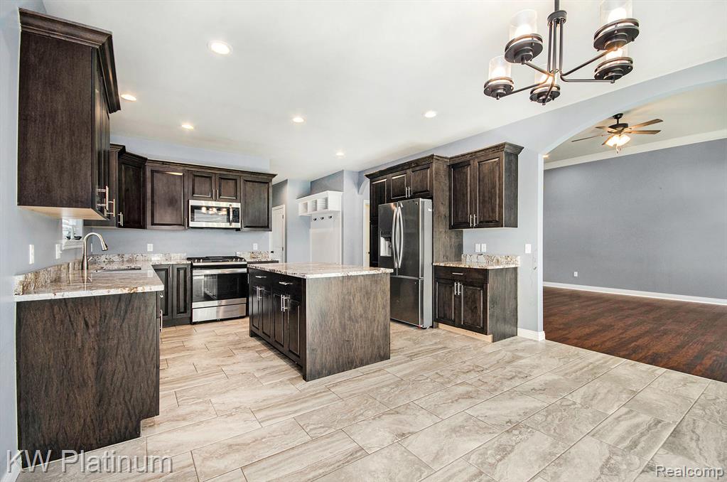 52800 Card Road, Macomb, MI 48042 — Photo 14