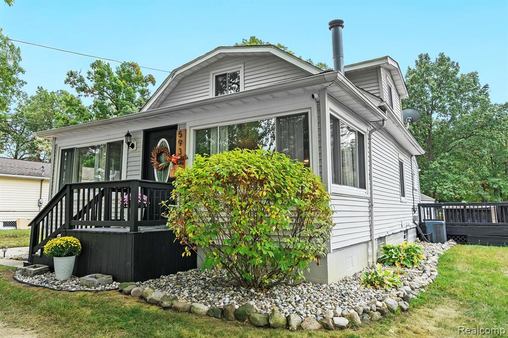 593 Heights Road, Lake Orion, MI 48362 — Photo 4