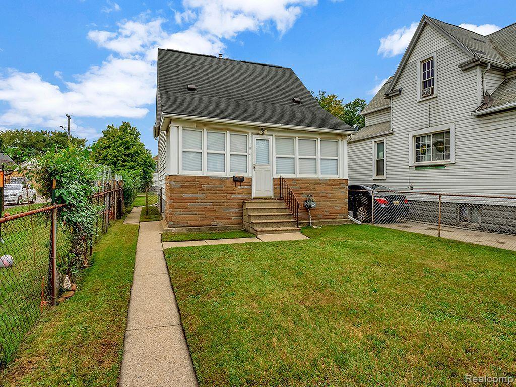 1041 LEWERENZ Street, Detroit, MI 48209 — Photo 19