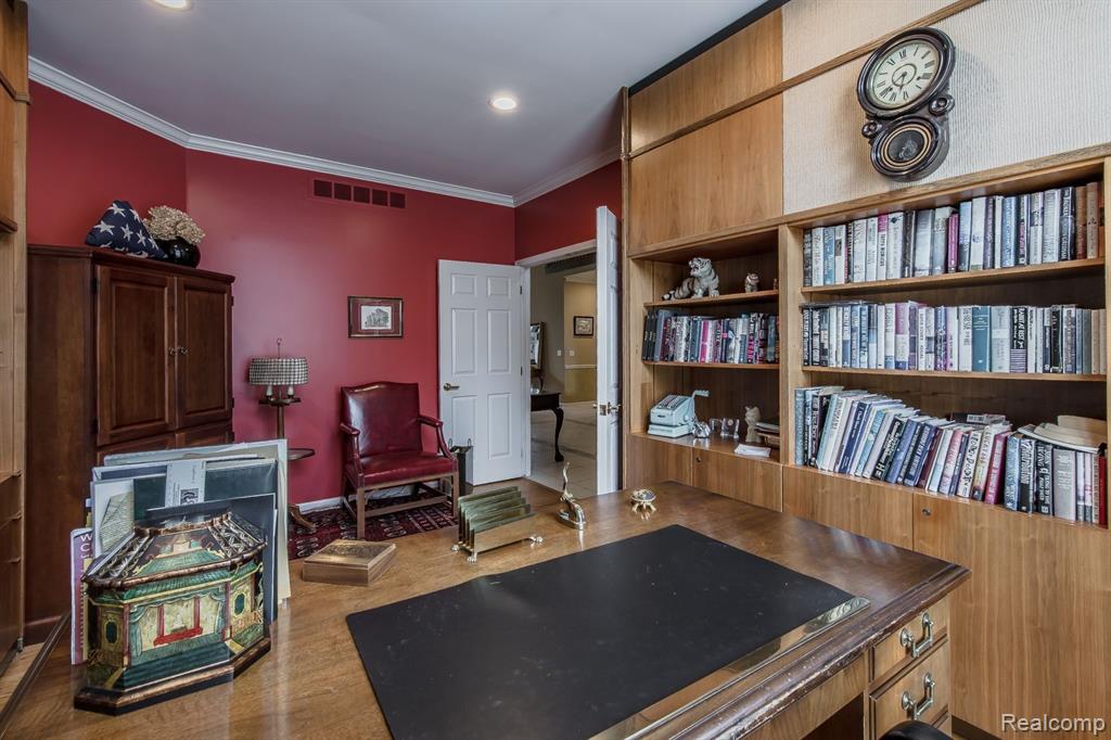 7252 Autumn Hill Drive, West Bloomfield, MI 48323 — Photo 10