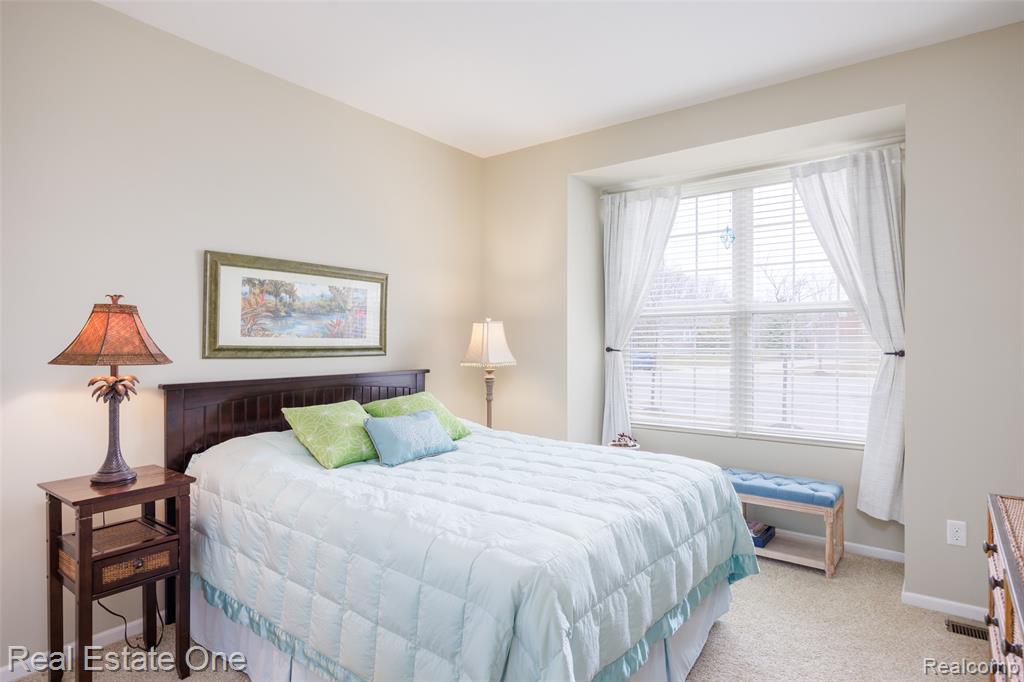 49539 Stillmeadow Court, Macomb, MI 48042 — Photo 20