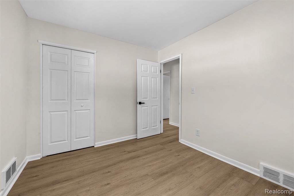 8357 Margaret Street, Taylor, MI 48180 — Photo 7