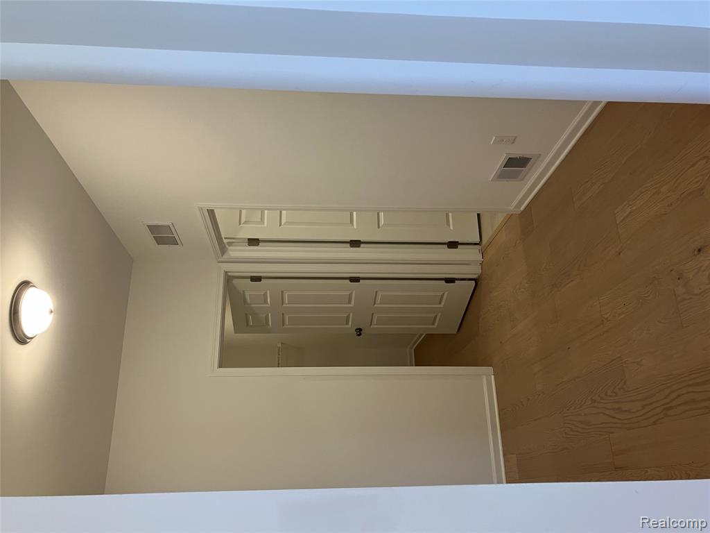 61627 Empire Road, South Lyon, MI, 48178