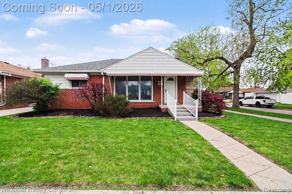 13012 Tecumseh, Redford, MI 48239 — front exterior