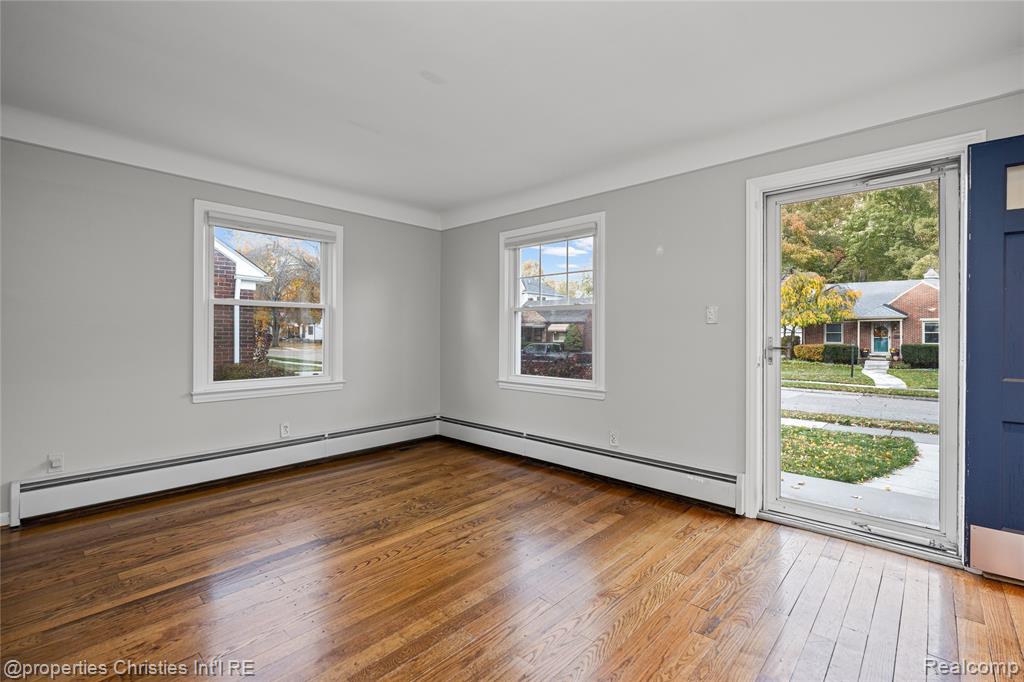 715 N Blair Avenue, Royal Oak, MI 48067 — Photo 13