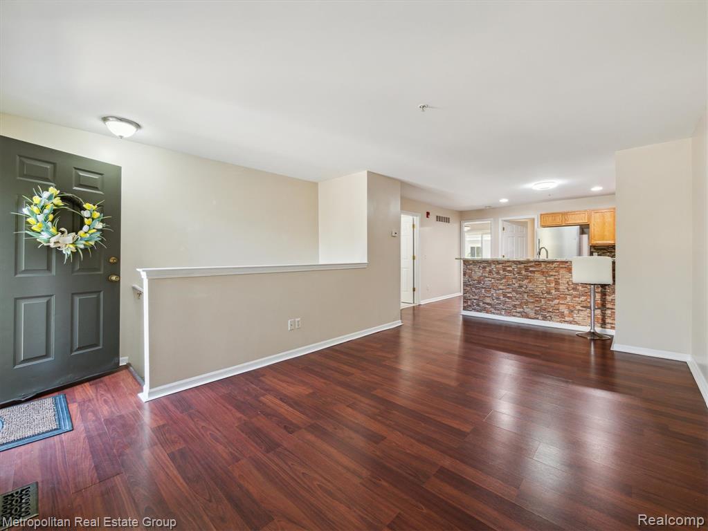 1156 Faulkner, Troy, MI 48083 — Photo 7