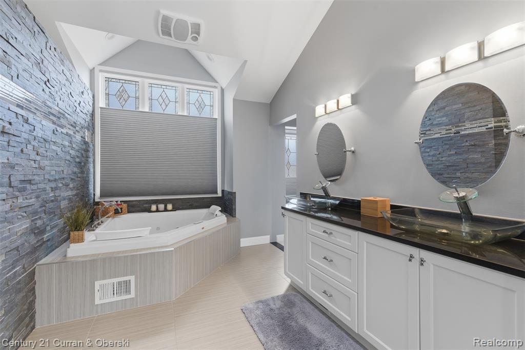 11793 Lorenz Way, 13, Plymouth, MI 48170 — Photo 23