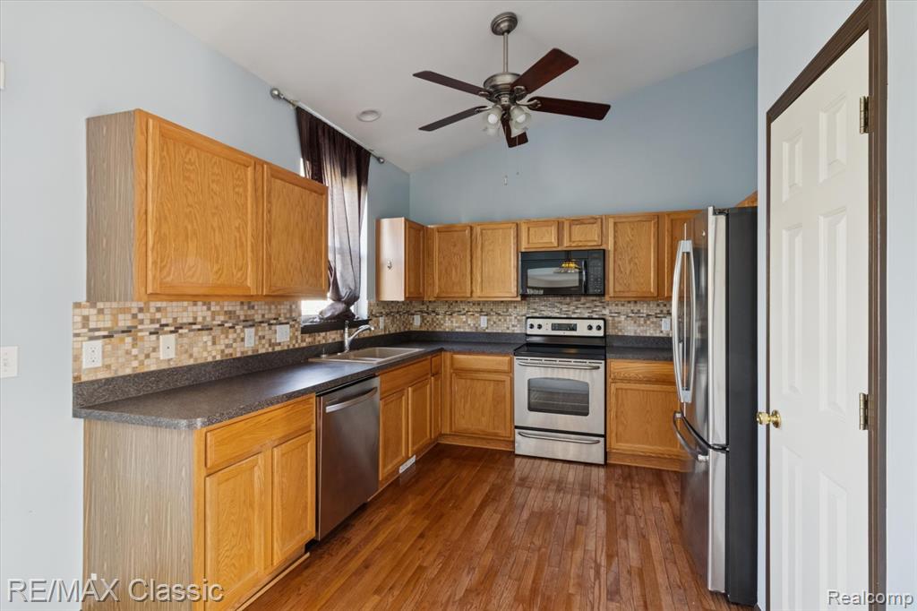 868 Deer Run Lake Road, Holly, MI 48442 — Photo 12