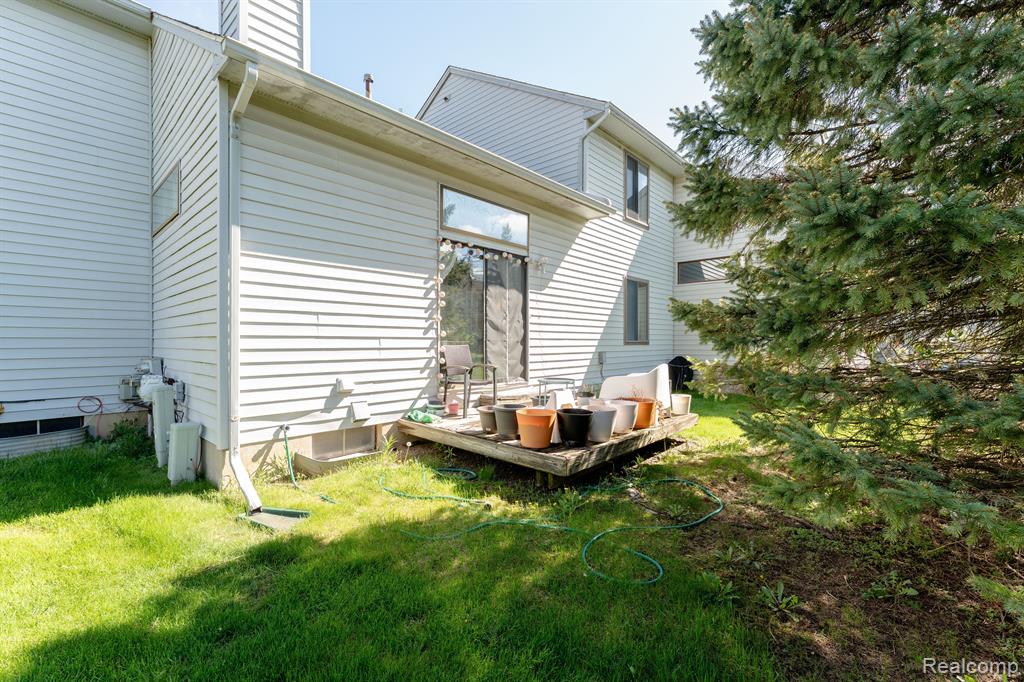 5474 COUNTRY HEARTH Lane, Grand Blanc, MI 48439 — Photo 20