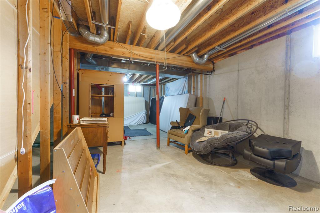 10887 Mackinaw Trail, Fowlerville, MI 48836 — Photo 24