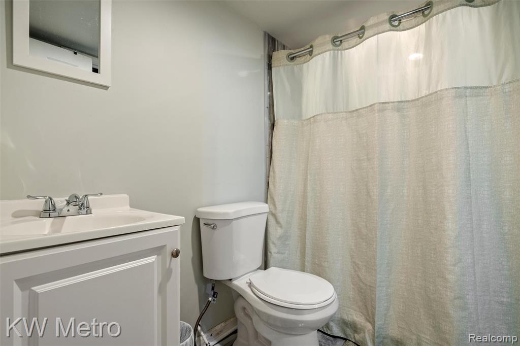 14430 Glastonbury Avenue, Detroit, MI 48223 — Photo 22