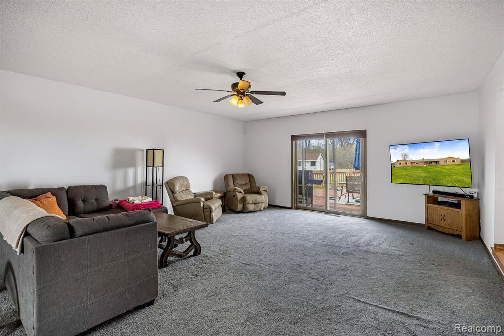 5412 N JENNINGS Road, Flint, MI 48504 — Photo 6
