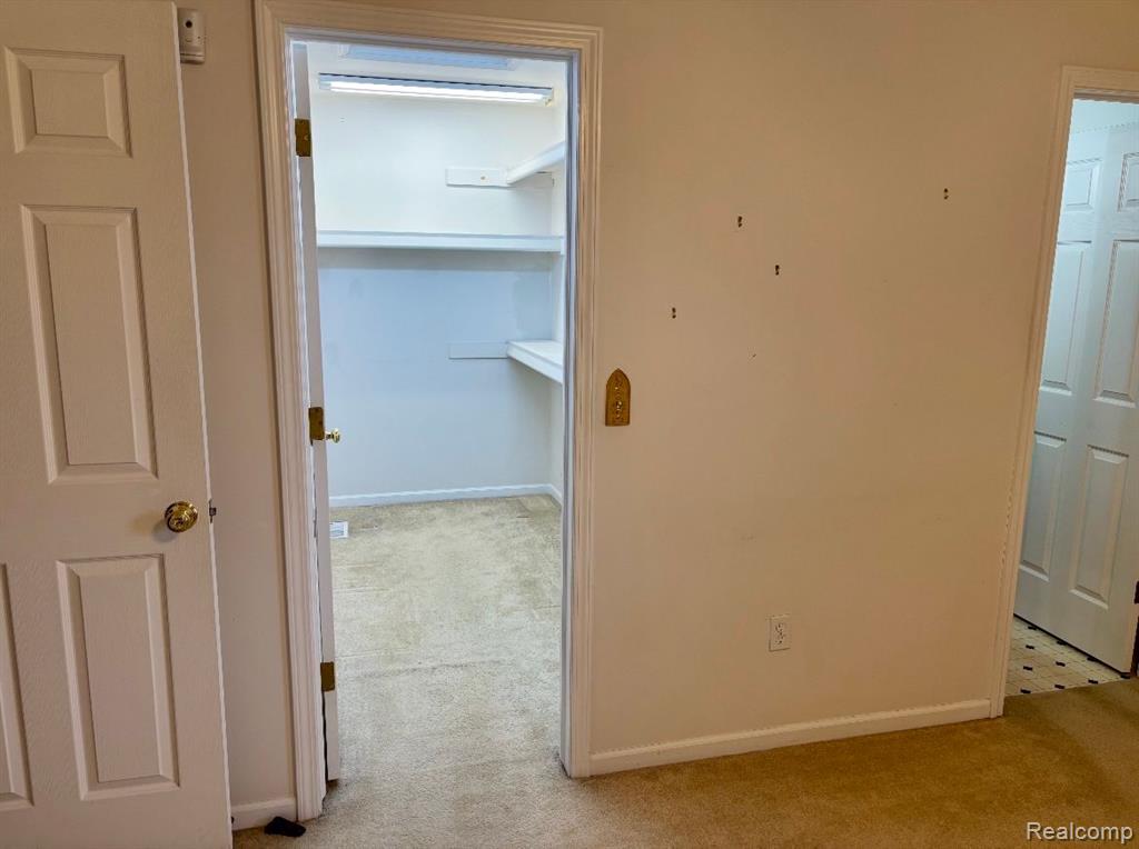 7351 Cross Creek Drive, Swartz Creek, MI 48473 — Photo 18