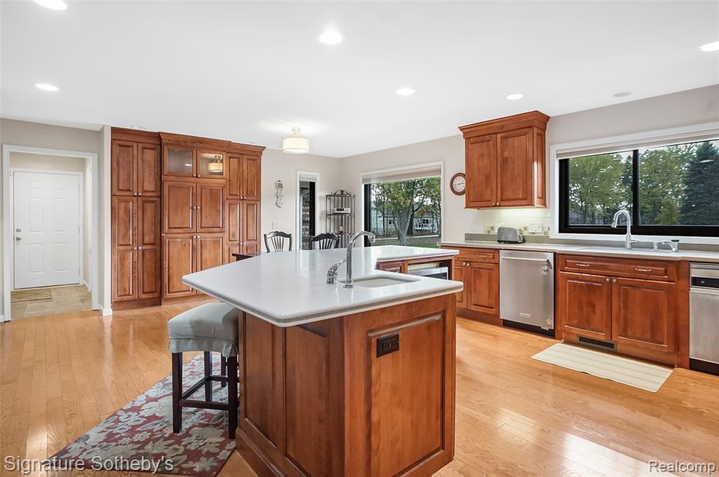 840 Eager Road, Howell, MI 48843 — Photo 4