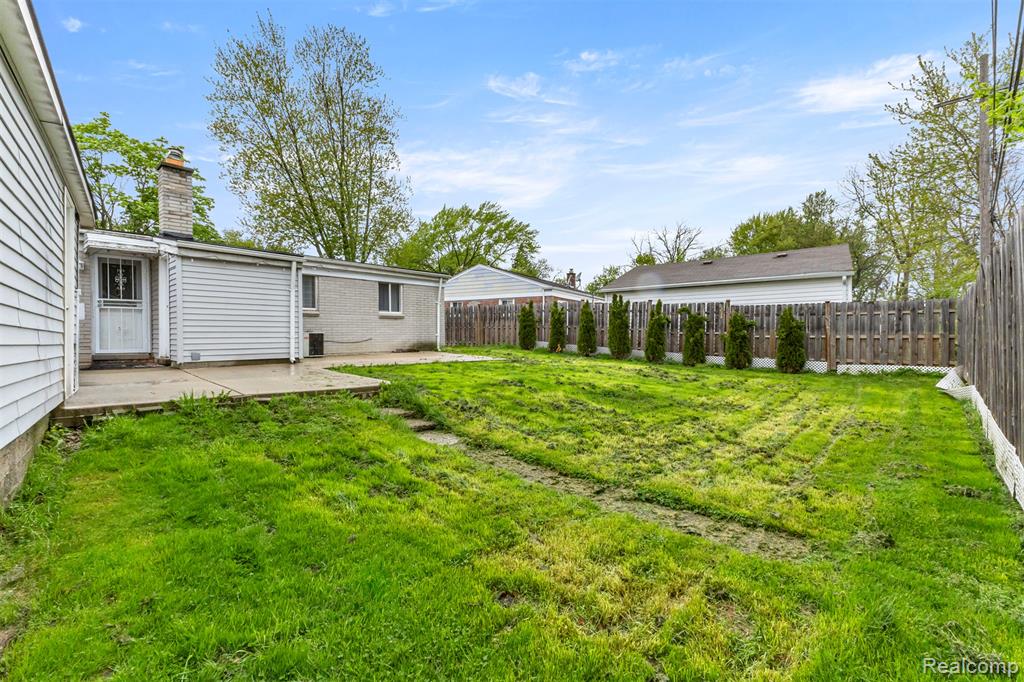 5367 Vivian Street, Dearborn Heights, MI 48125 — Photo 29
