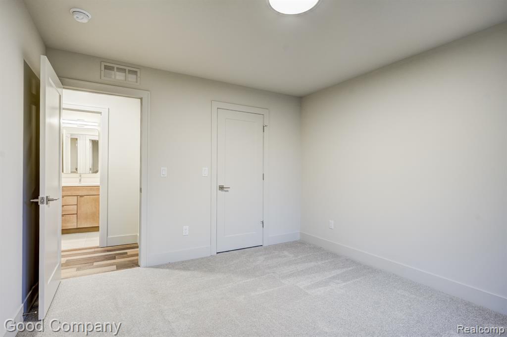 812 Irving Avenue, Royal Oak, MI 48067 — Photo 55