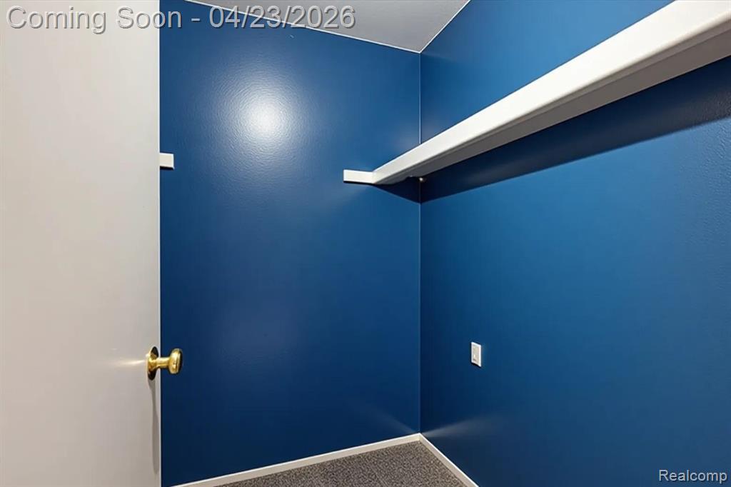 8114 Clay Court, Sterling Heights, MI 48313 — Photo 20