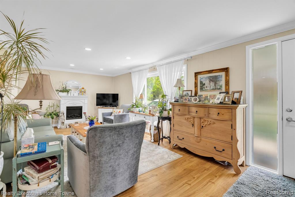 5938 Avalon Circle, Lexington, MI 48450 — Photo 4