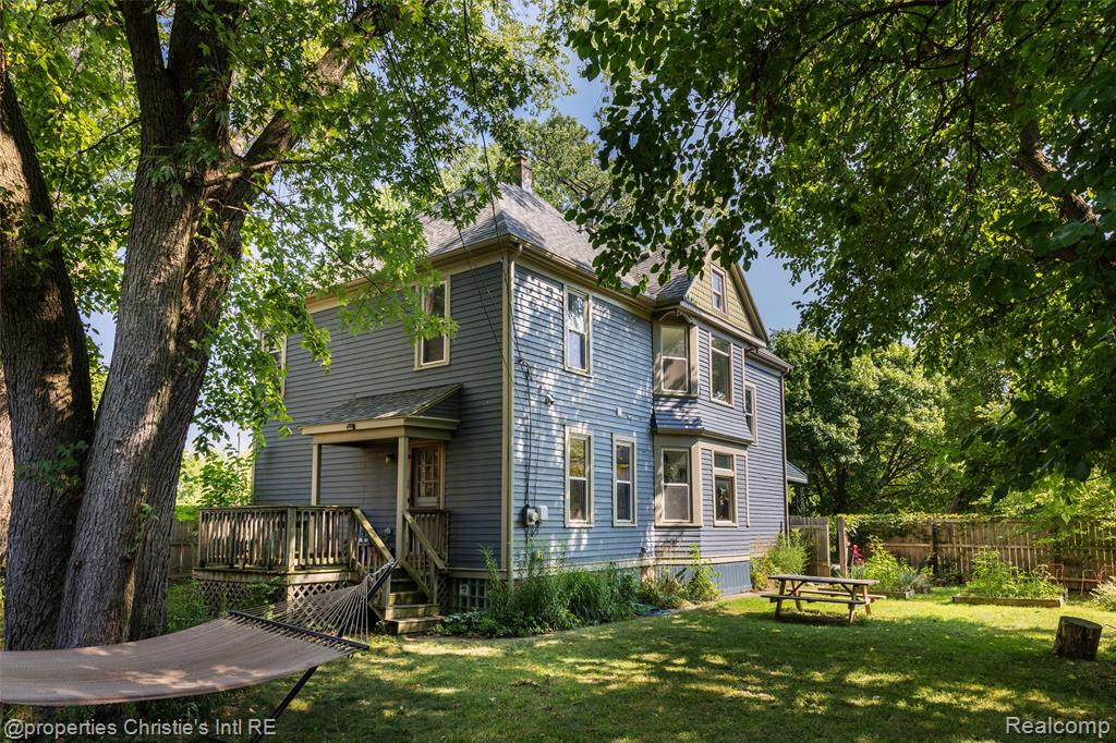 1225 Fischer Street, Detroit, MI 48214 — Photo 16