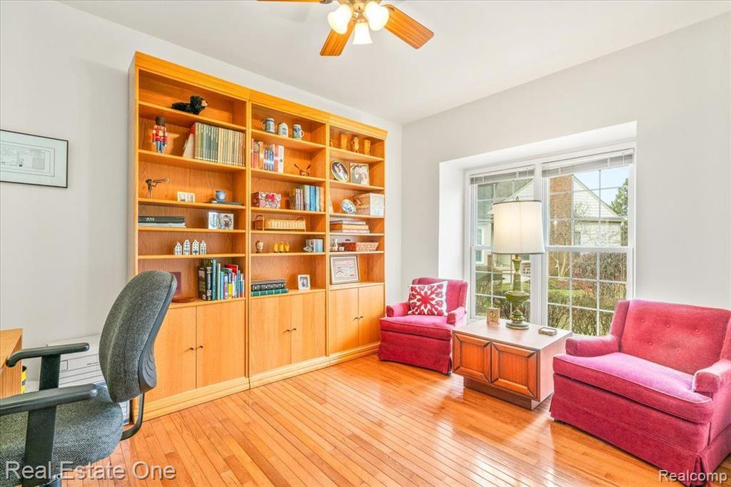 39612 GREENBRIER Court, Northville, MI 48168 — Photo 12