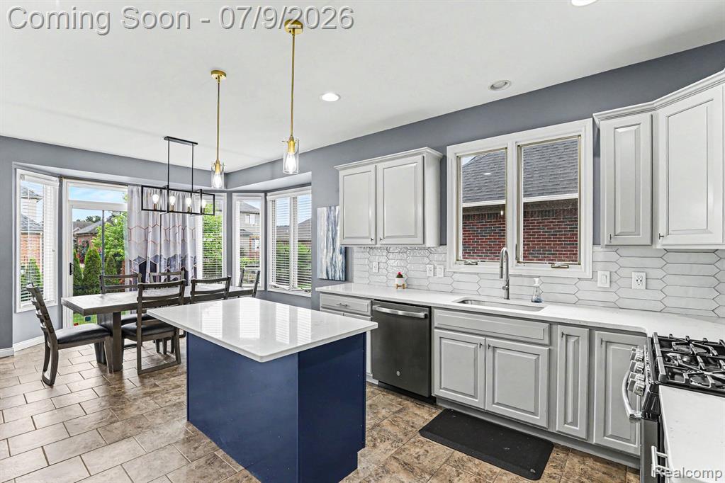 50289 Nantwich Drive, Macomb, MI 48044 — Photo 8