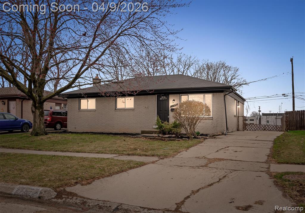 27577 Larry Street, Roseville, MI 48066 — Photo 4